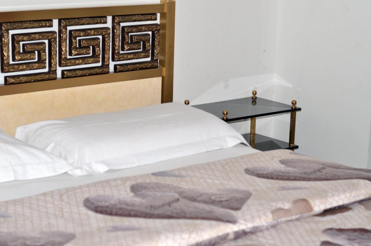 Casa Nuccia 2 Hotel มิลาน ภายนอก รูปภาพ
