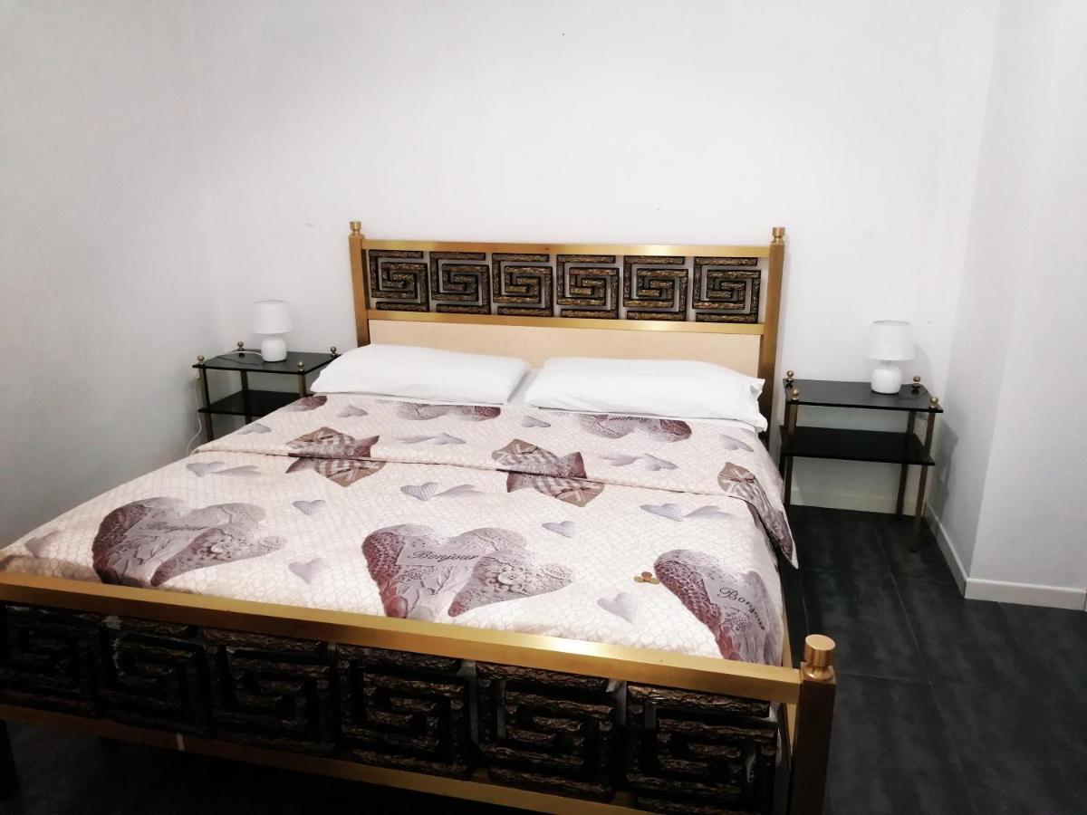Casa Nuccia 2 Hotel มิลาน ภายนอก รูปภาพ